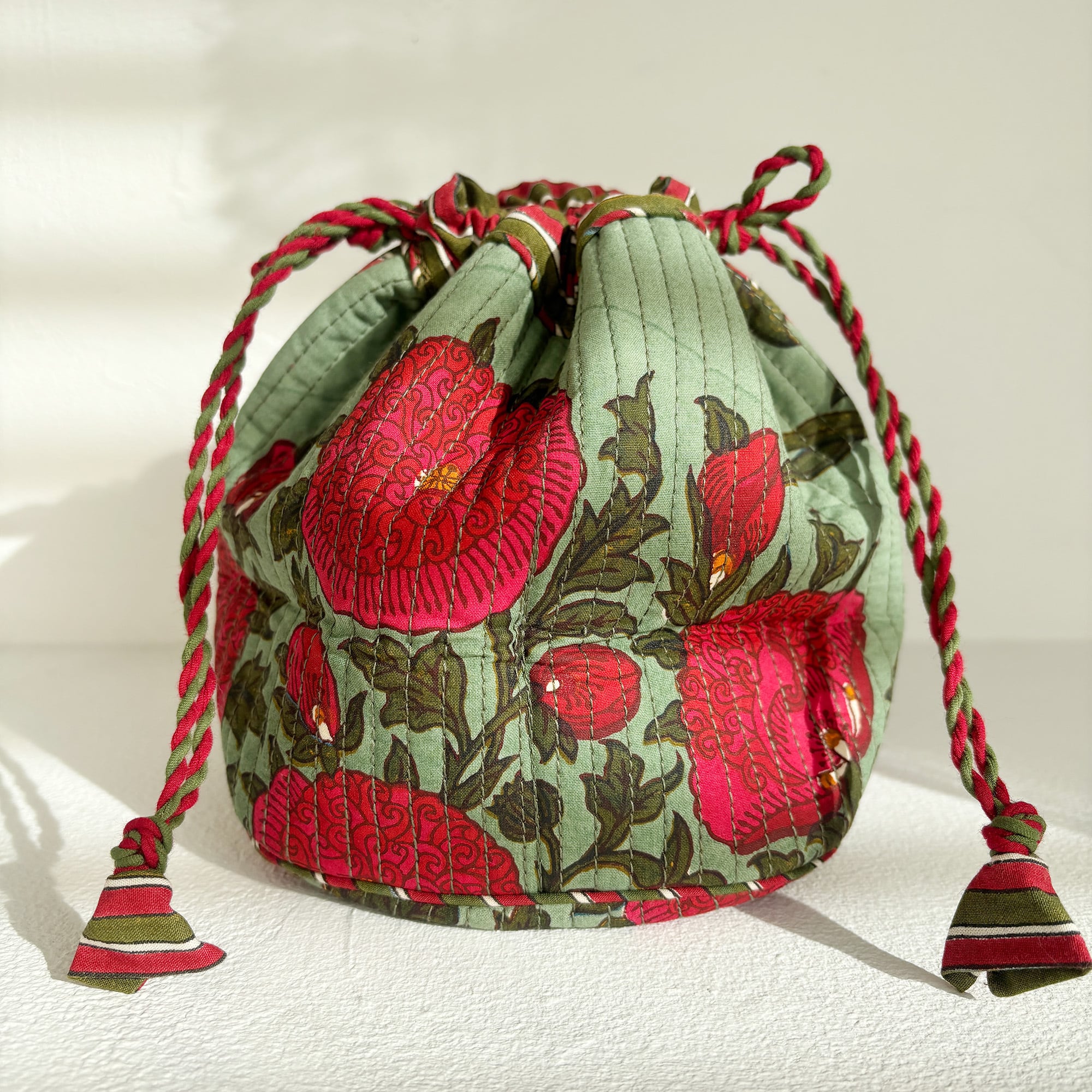 STOLE & FABRIC | TSOMORIRI