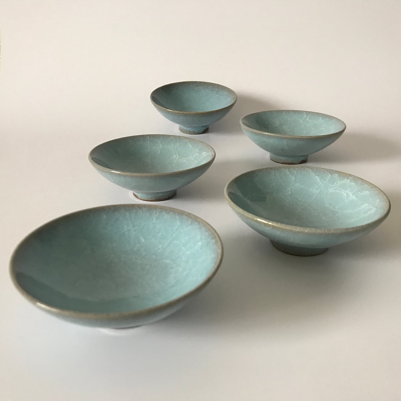 月白鈞窯豆皿(五客組)木村展之 5 celadon small dishes 月白鈞窯豆皿(五客組)木村展之 5 celadon small dishes