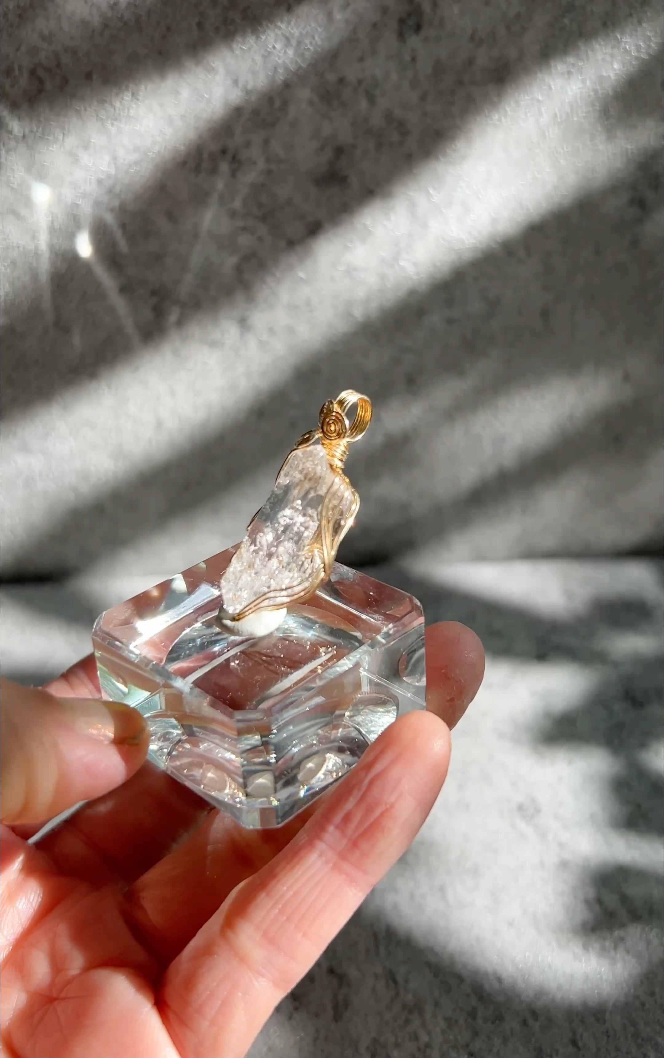 宮崎県産 高千穂天照水晶 ミニペンダントトップ | amebrillante