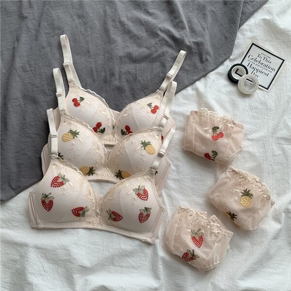 子ども いちご コスプレ ハロウィン キッズ 個性的 可愛い