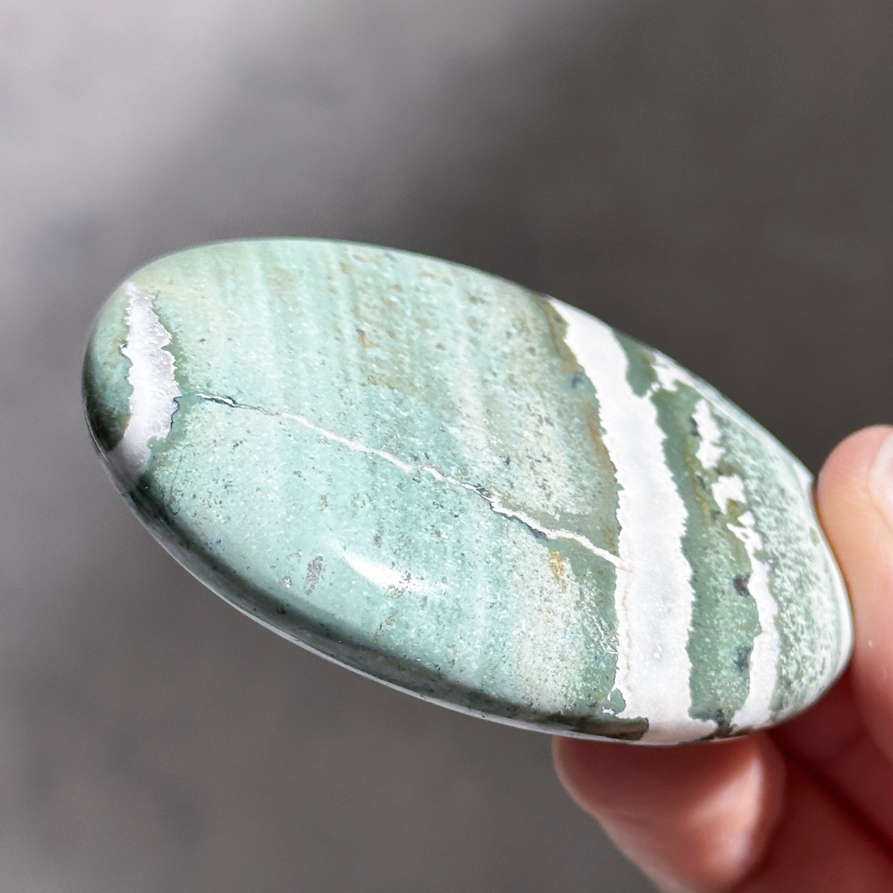 グリーンサードオニキス パームストーン32◇ Green Sardonyx ◇天然石