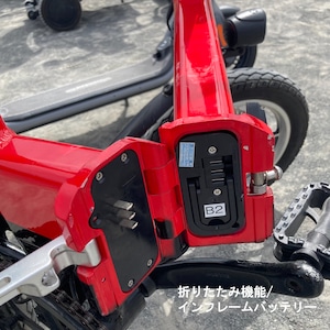 【中古車大特価 良品】glafit GFR-01 レッド（限定色）　折りたためる電動バイク　