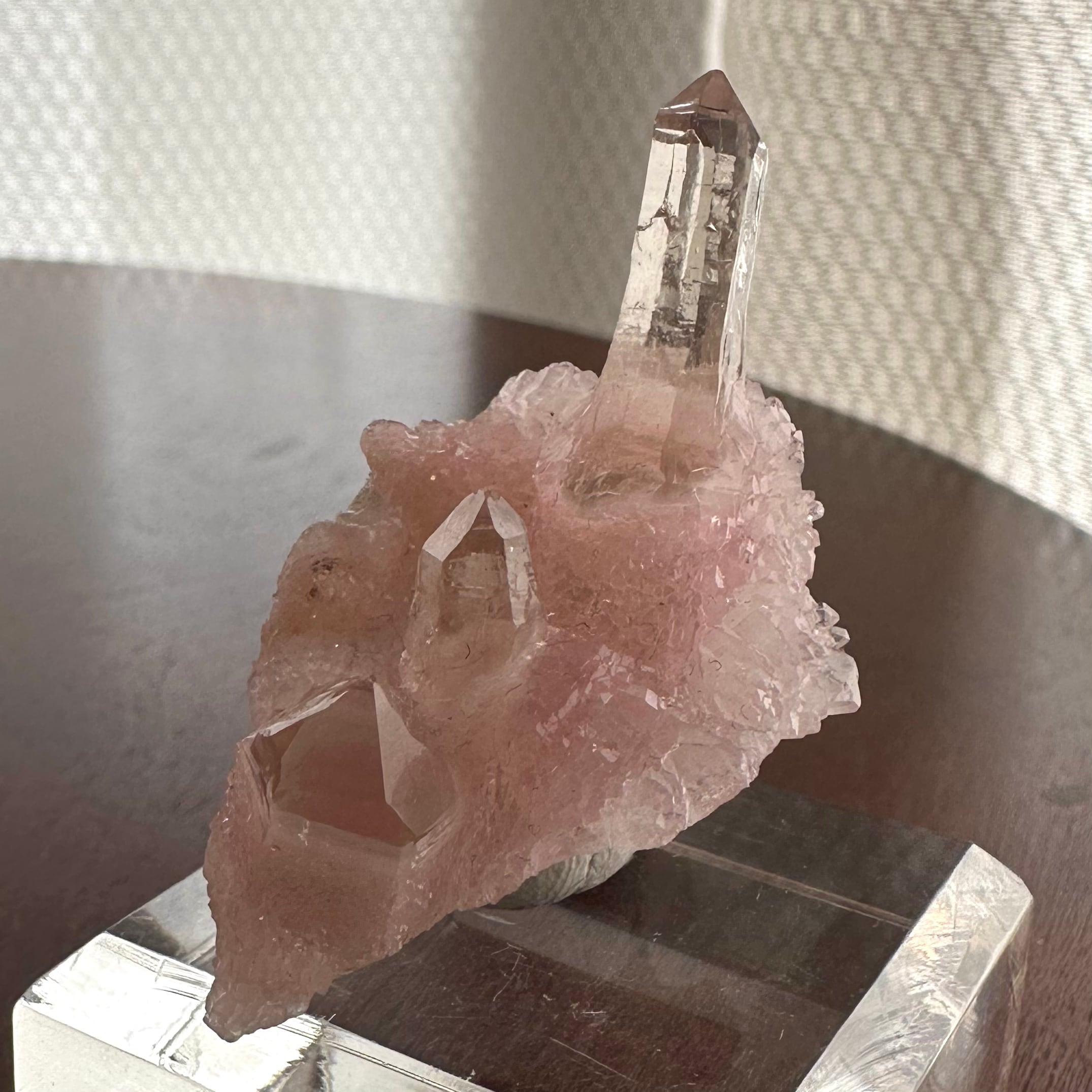 ローズクォーツ【Rose Quartz】ブラジル産 | PEANUTS MINERALS ローズクォーツ【Rose Quartz】ブラジル産 | PEANUTS MINERALS