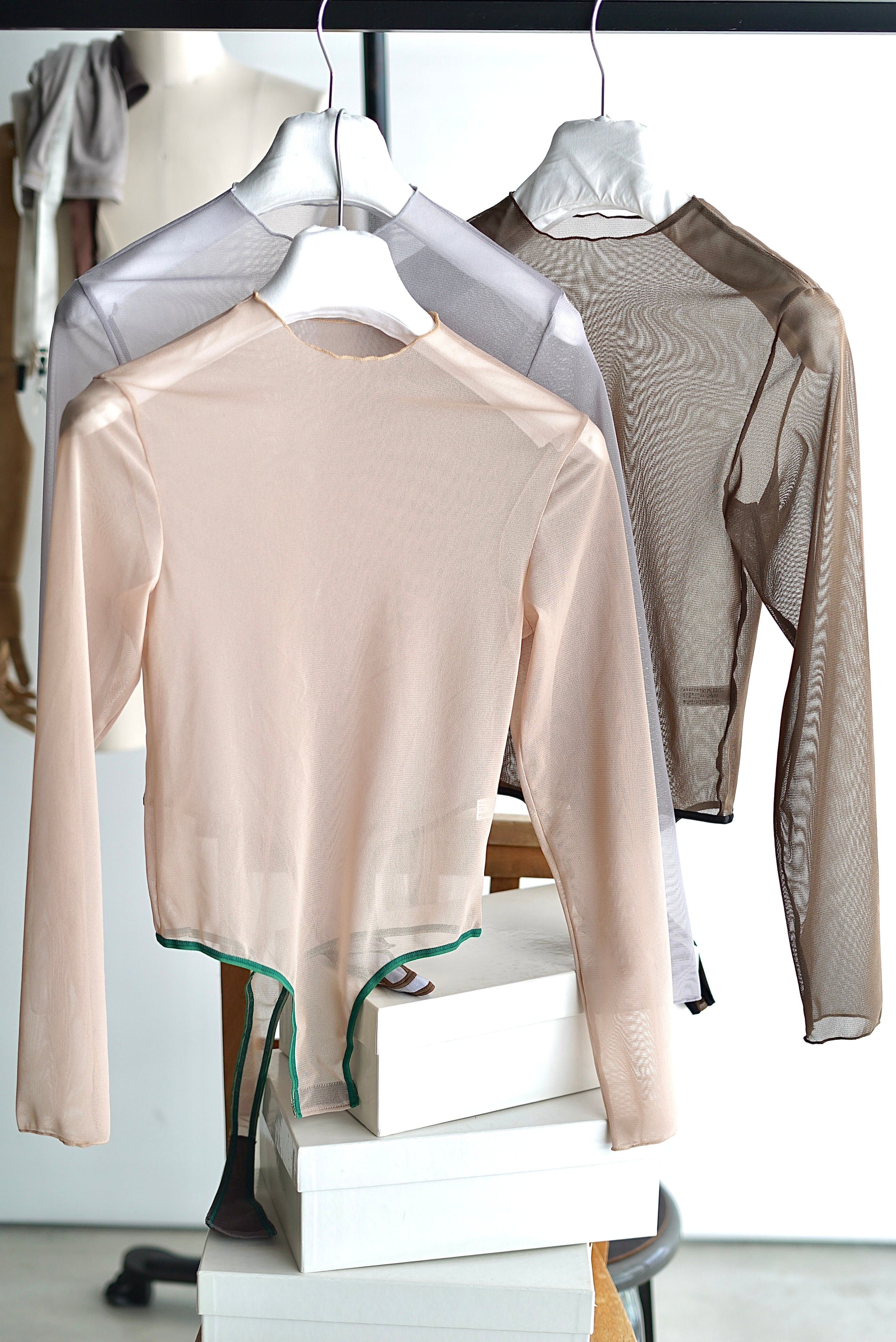 Mii:）♡♡♡ OVERNEATH】Bra056 バーガンディ　ML Whim Gazette(ウィム ガゼット)の【OVERNEATH】Bra056通販 | 集英社