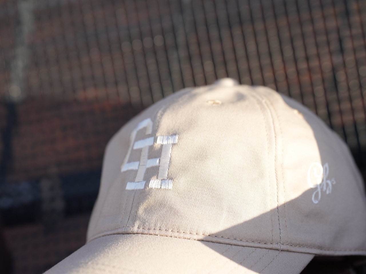 【gifthatオリジナル】 ghロゴ LVノンウォッシュキャップ