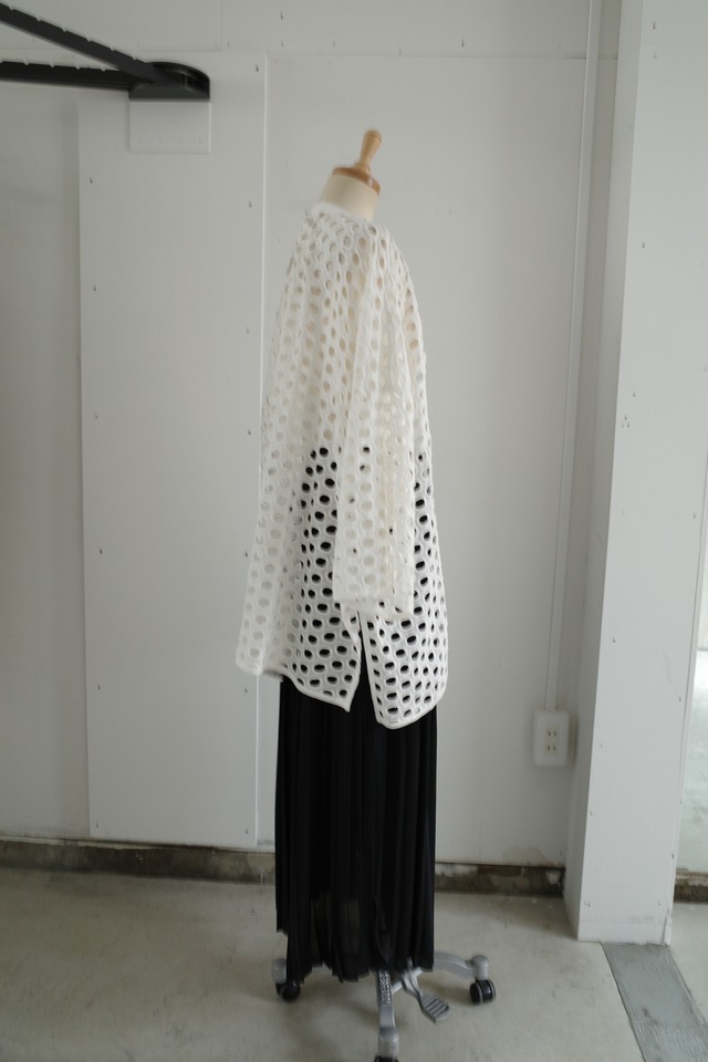 hole jacket