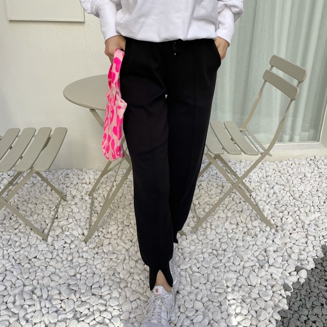 ジョガーパンツ