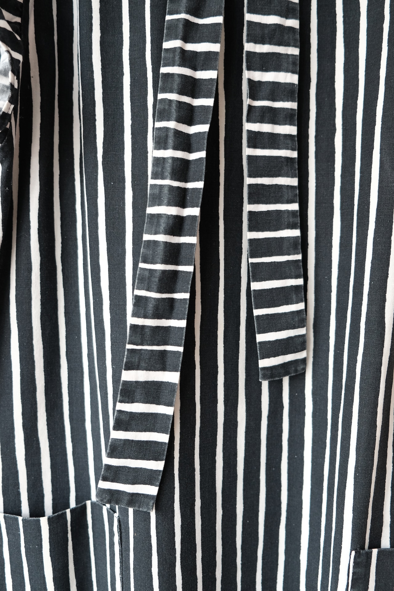 Marimekko Piccolo black×white apron dress (with pre-loved condition)