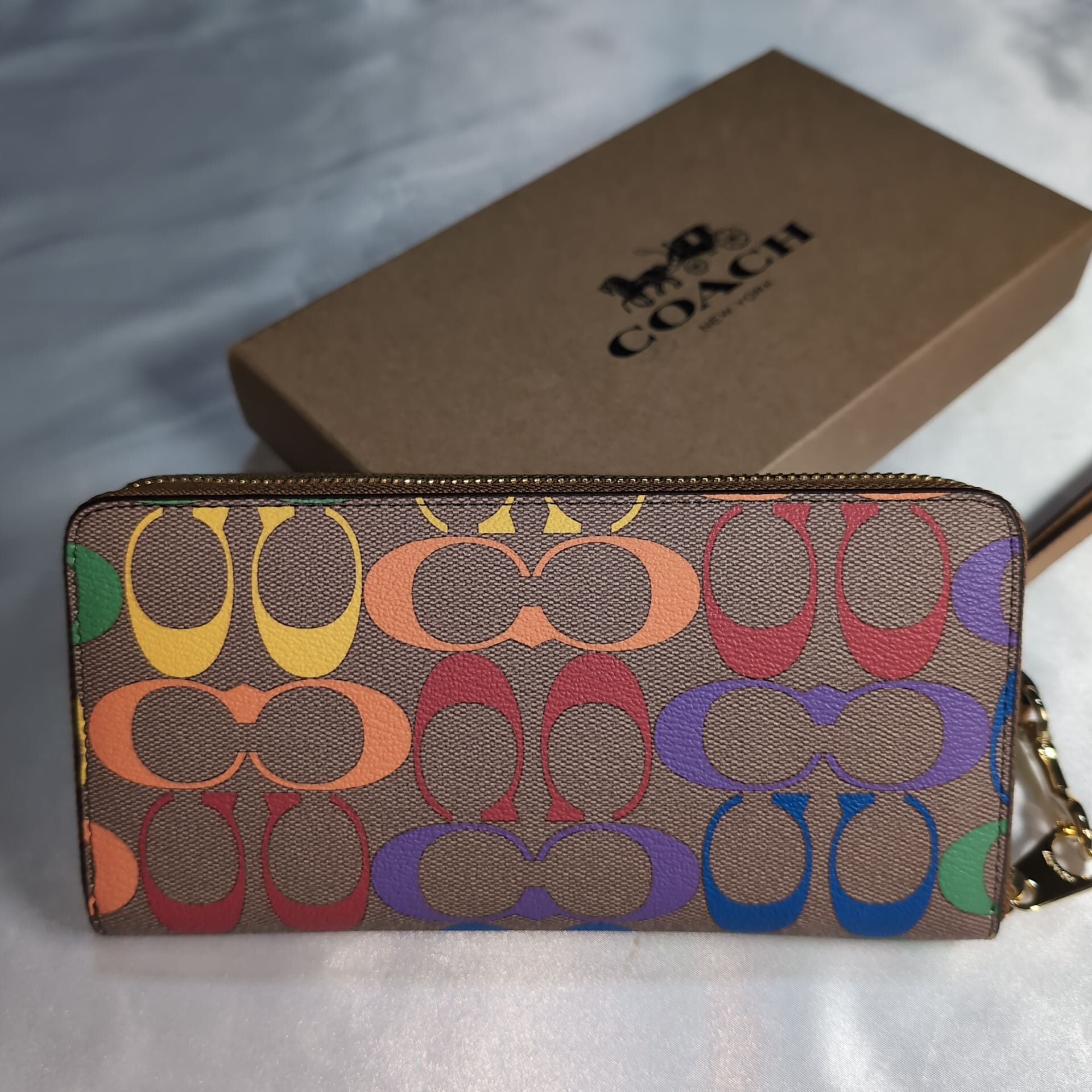 COACH    長財布 ラウンドファスナー チェック COACH（コーチ） ラウンドファスナー長財布 チェック柄 アウトレット
