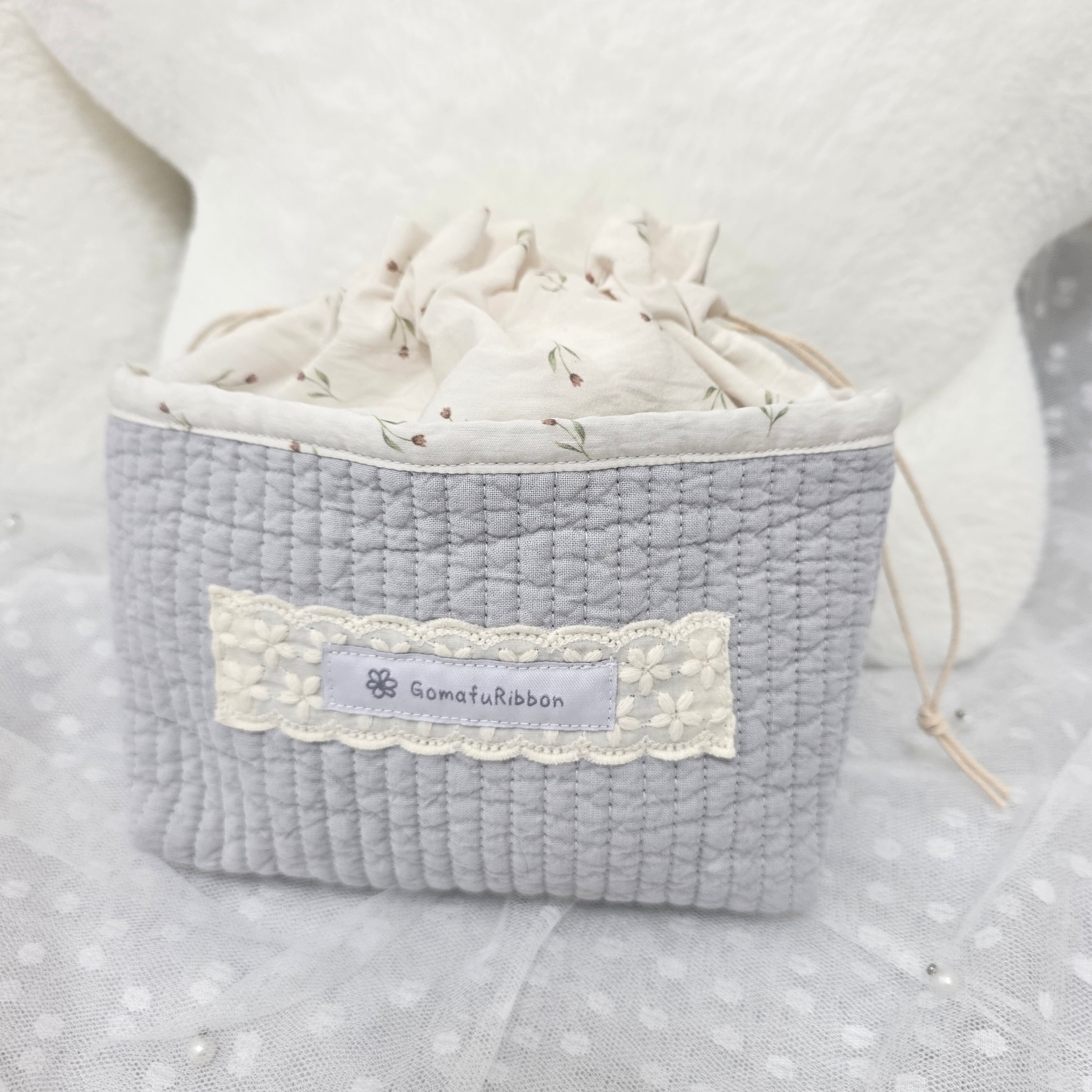 巾着付きヌビポーチ アイスグレー チューリップ柄