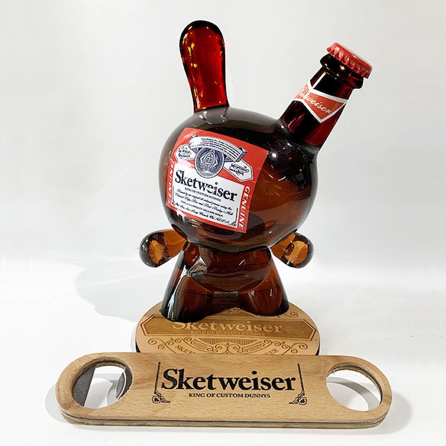 Sketweiser 8inch Custom Dunny by Sket-One