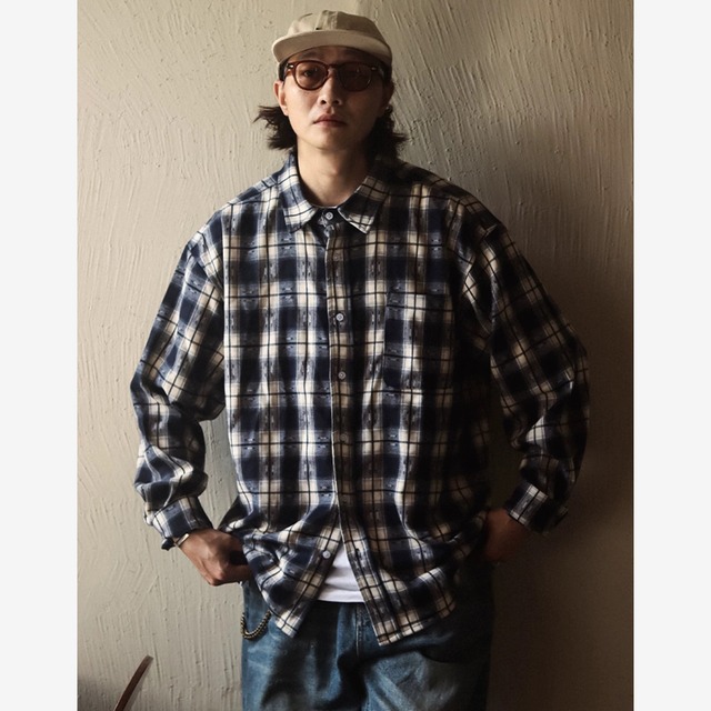 ネイビーチェックカジュアルシャツ vi1657