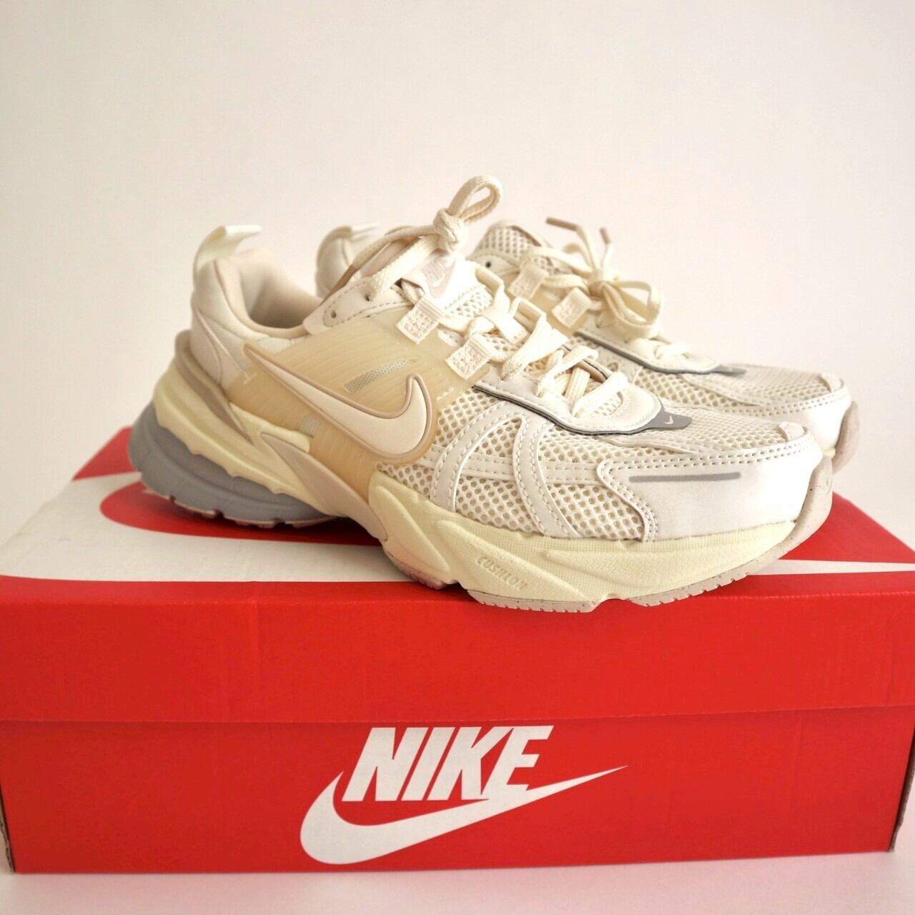 24cm NIKE W V2K RUN | portsidelaboratory STORE
