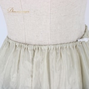 社交ダンス 衣装 スタンダード スカート パニエ ペチコート レッスンウェア レディース 緑 グリーン系 ベージュ系 バイカラー フリル 差し色 社交ダンスウェア スカート レディーススカート ダンス衣装 カラフル ストレッチ スカート丈82cm ウエストゴム おしゃれ 多様なスタイル バイカラースカート フリルスカート パーティー用 衣装アップグレード コーディネート簡単 ドレスアップ 伸縮性素材