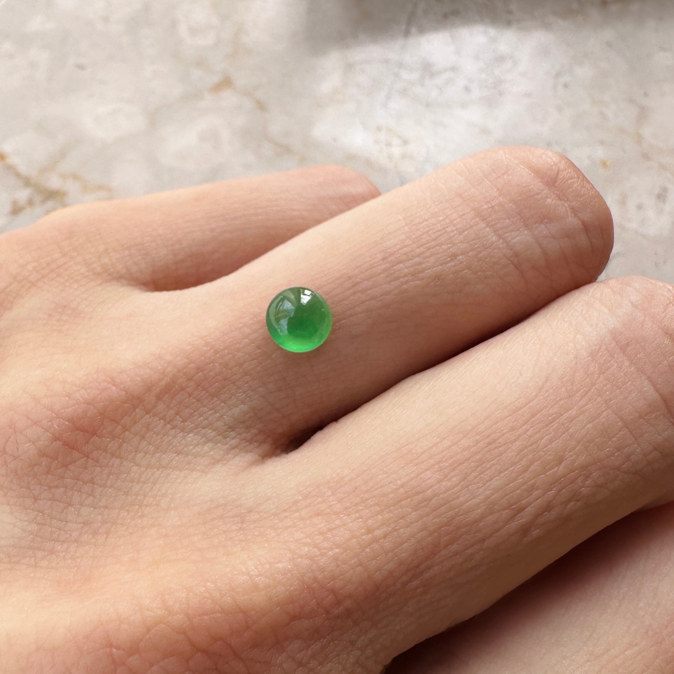 Jade 0.622ct R C4 | Victorian Box