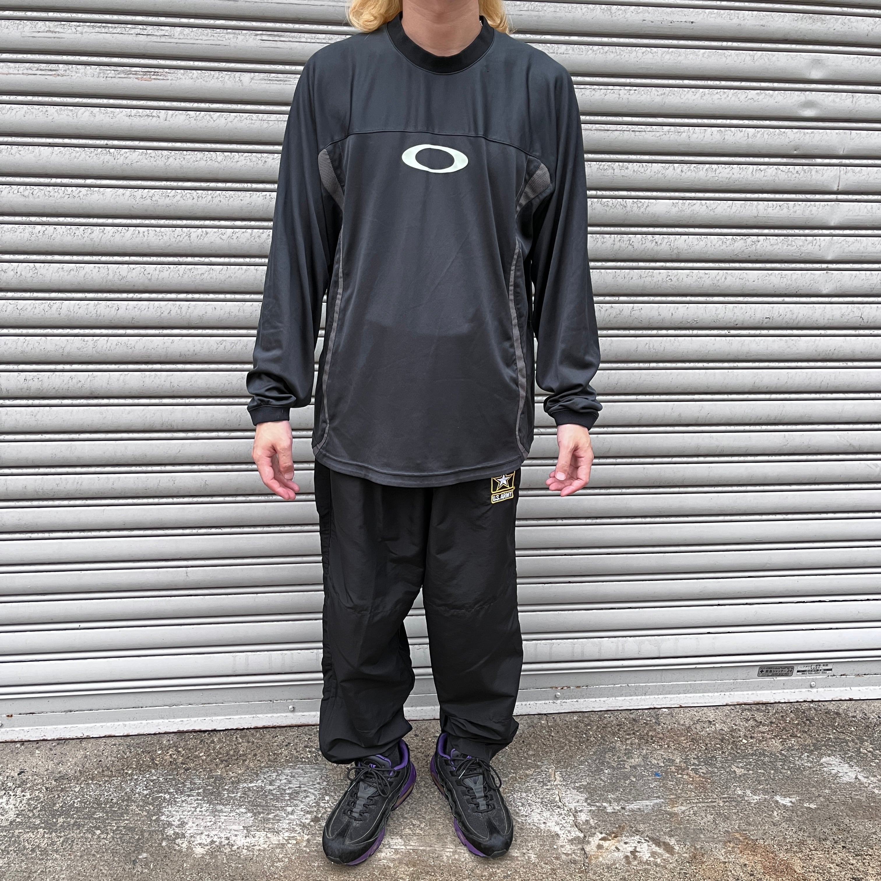 00s OAKLEYオークリー メッシュ使いテックゲームシャツ 黒 L Y2K 