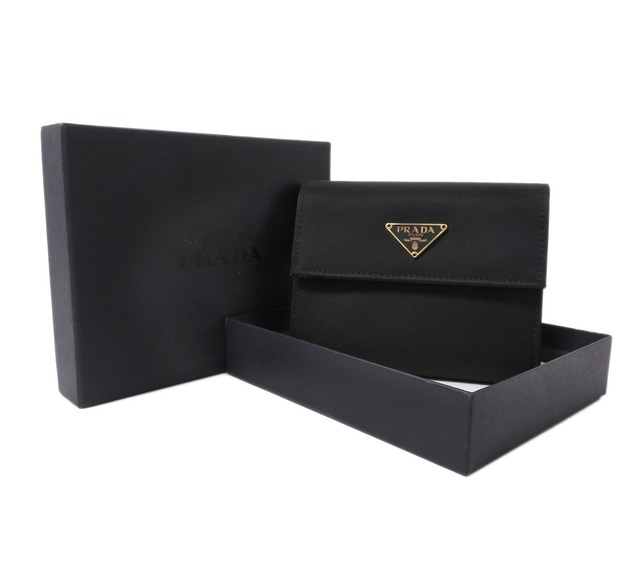 PRADA / プラダ 三角ロゴプレート ナイロン×レザー スナップボタン 三つ折り財布 ウォレット