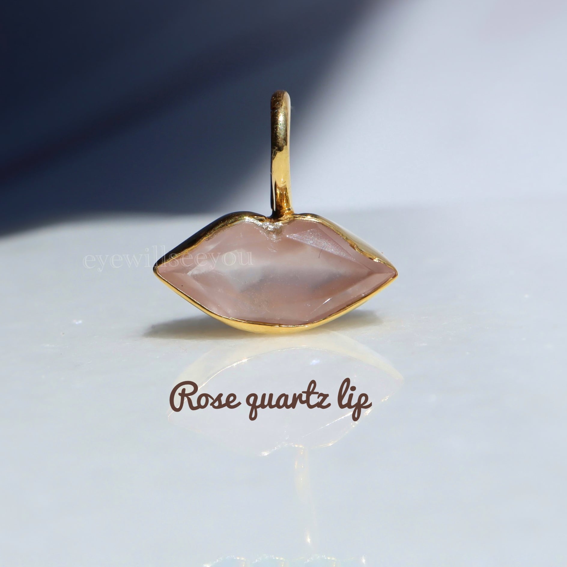 Rose quartz lip pendant ローズクォーツ リップペンダント