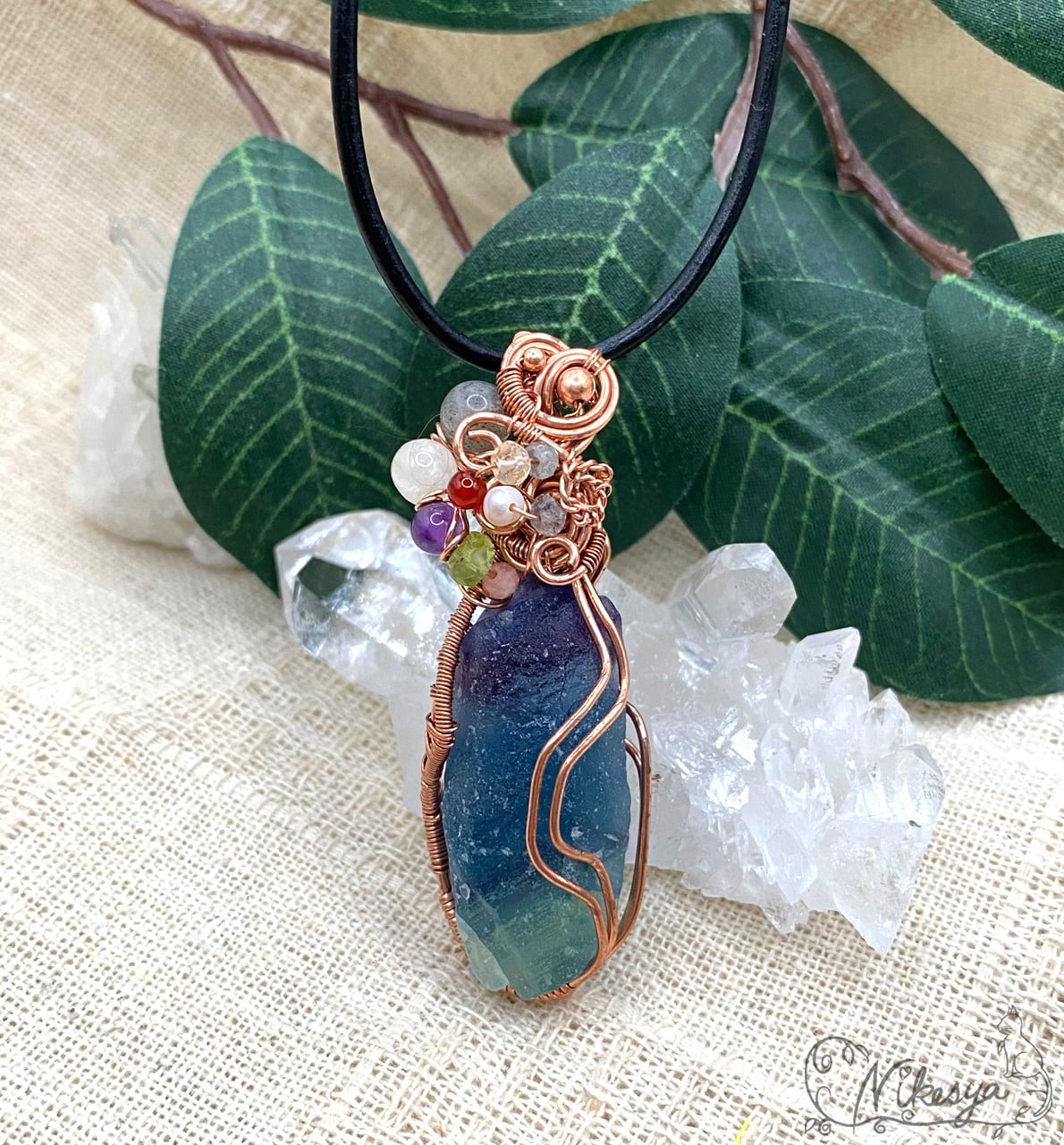 大粒ボルダーオパールワイヤーラッピングペンダントトップ