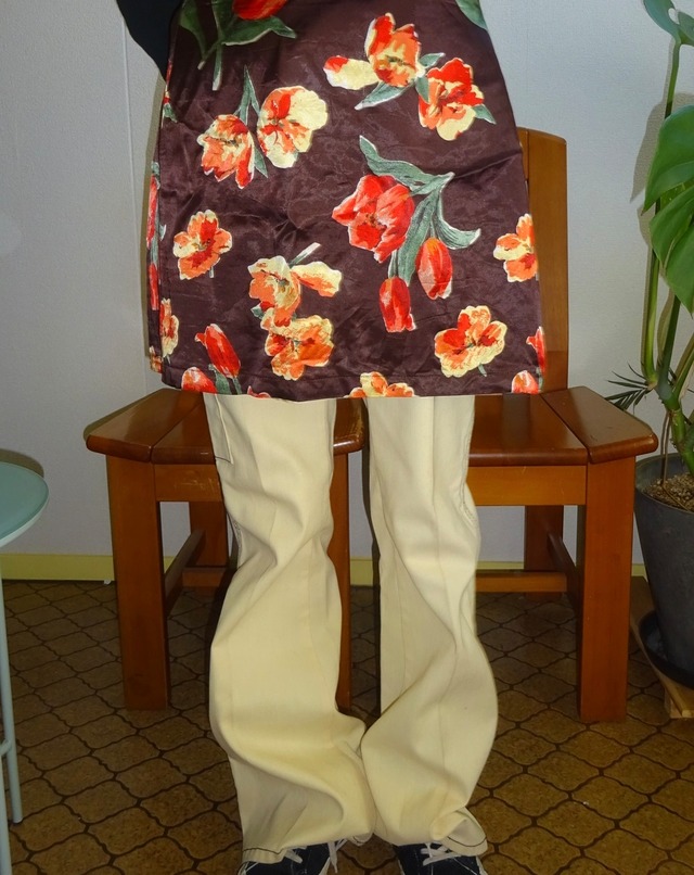80s-90s European Floral Print Midi Skirt