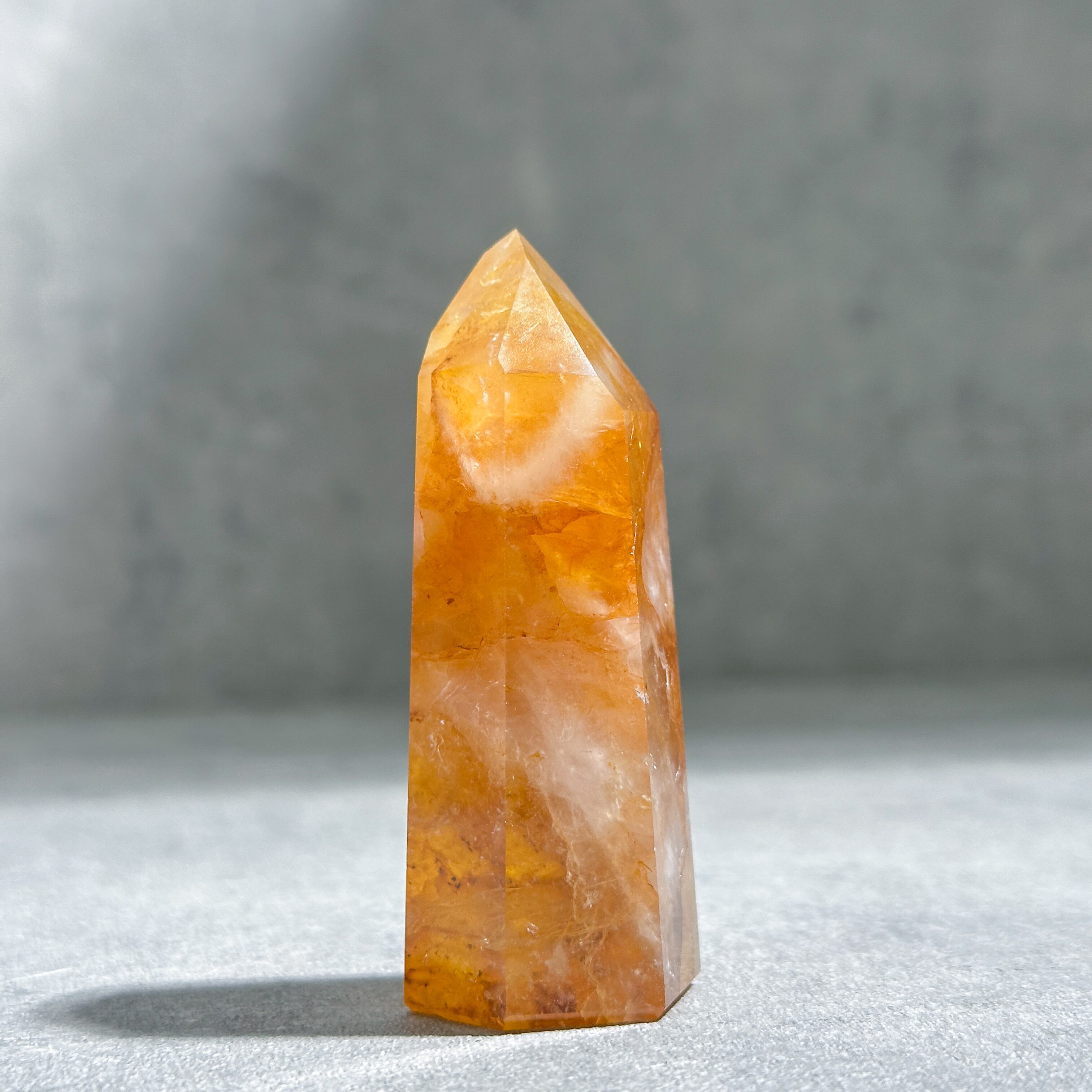 ミナスジェライス産ゴールデンヒーラー タワー型33◇ Golden Healer