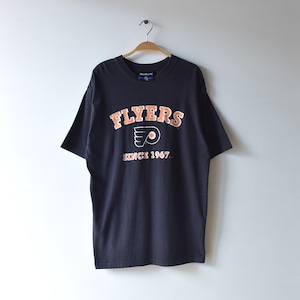 NHL FLYERS Tシャツ アイスホッケー フィラデルフィアフライヤーズ 古着 メンズM @BB0107