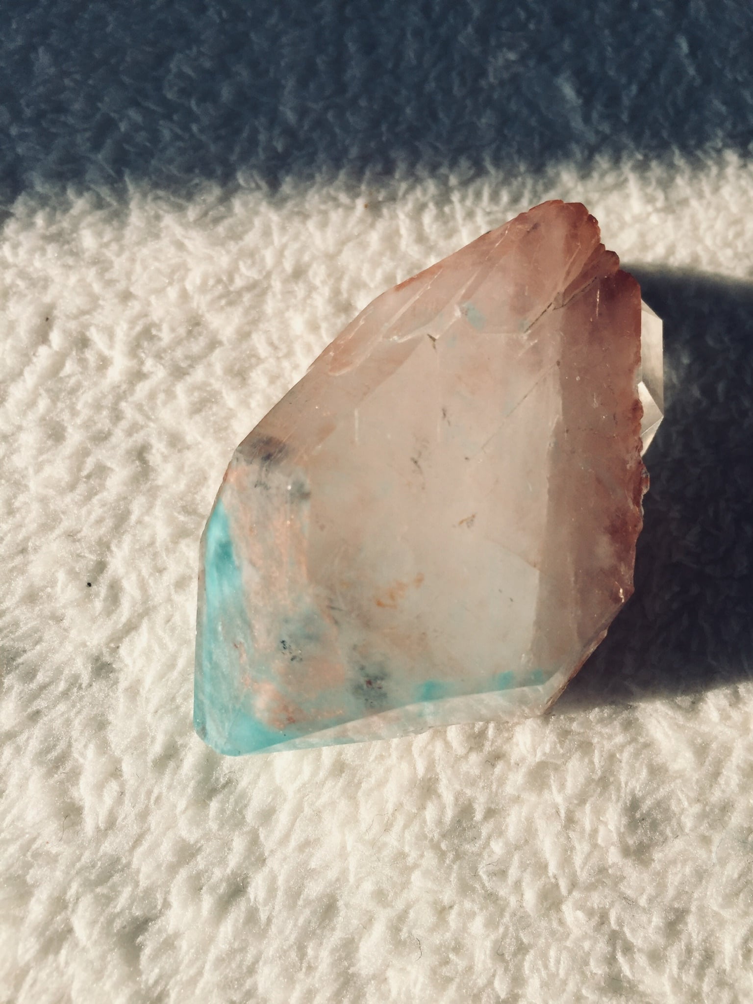 アホアイト イン クォーツ (メッシーナ産) | amenti crystal