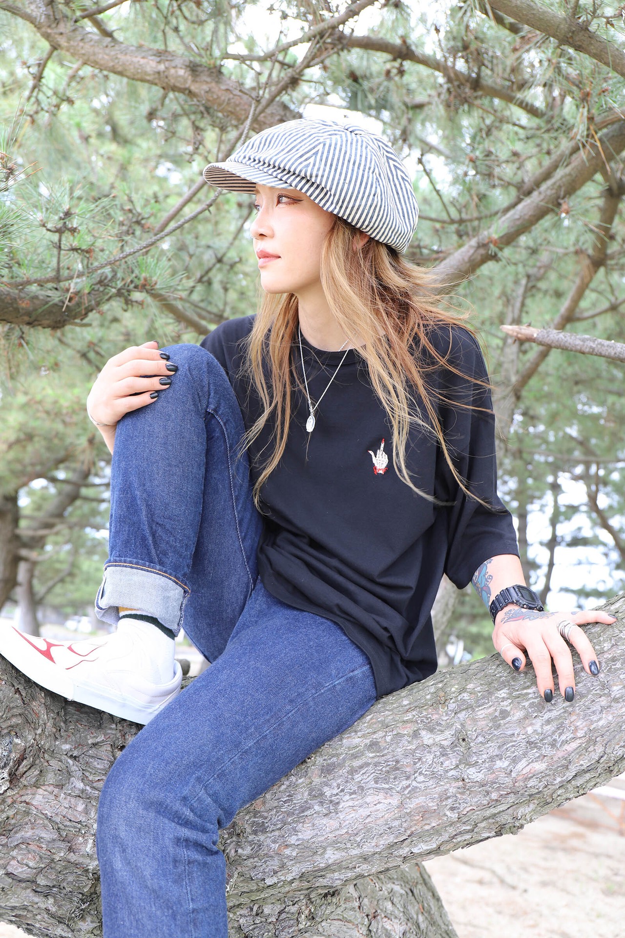 RAISE MIDDLE FINGER - 刺繍Tee(ビッグシルエット) (Mサイズ)