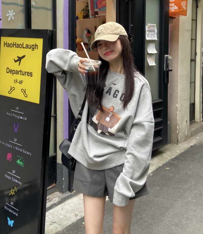 オータム薄手プリントルーズセーター ハイウェストレザーショーツ 秋物 ブルマー モンロー64417138786