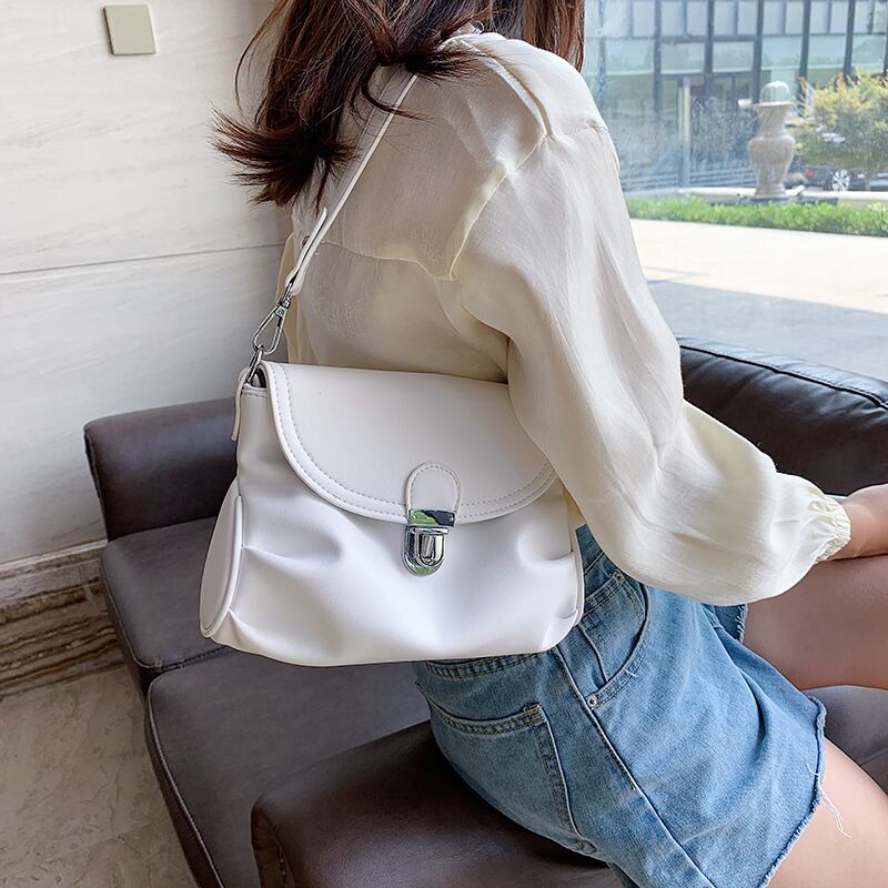 メッセンジャーバッグ女性のバッグ2020新しい波夏の小さなバッグエインワイルドシンプルなショルダーバッグネット赤いファッション折りたたみバッグ Tiancai_Wing_Bag2694453