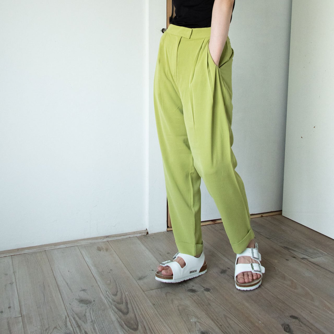 ピスタチオカラー⭐️トラウザーパンツ