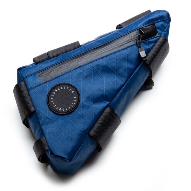 【FAIRWEATHER】corner bag (xpac/navy) Humhumhug Online Shop