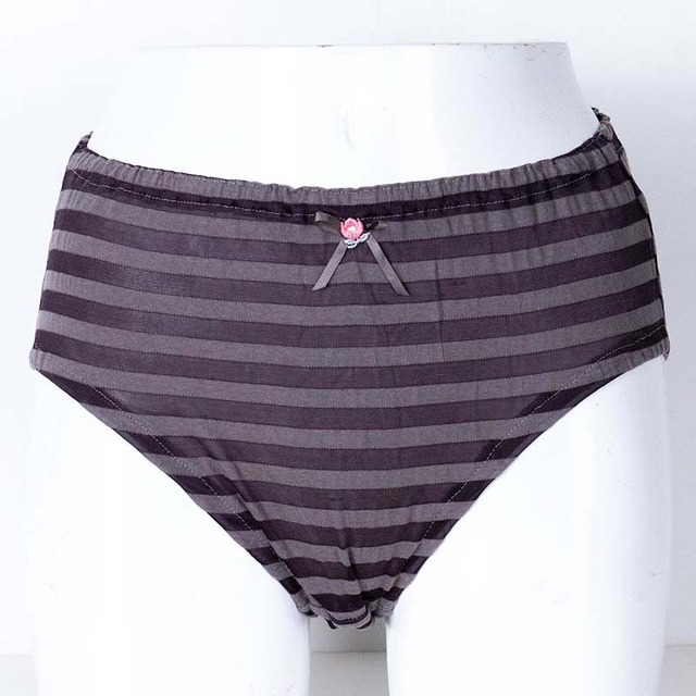 ショーツ　ＴＵＮＩＣ【定番】　オヤスミパンツ　サッカーボーダー　グレー　L  1101L-F