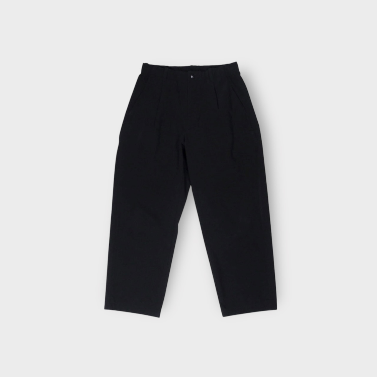 GOLDWIN【One Tuck Tapered Light Pants】