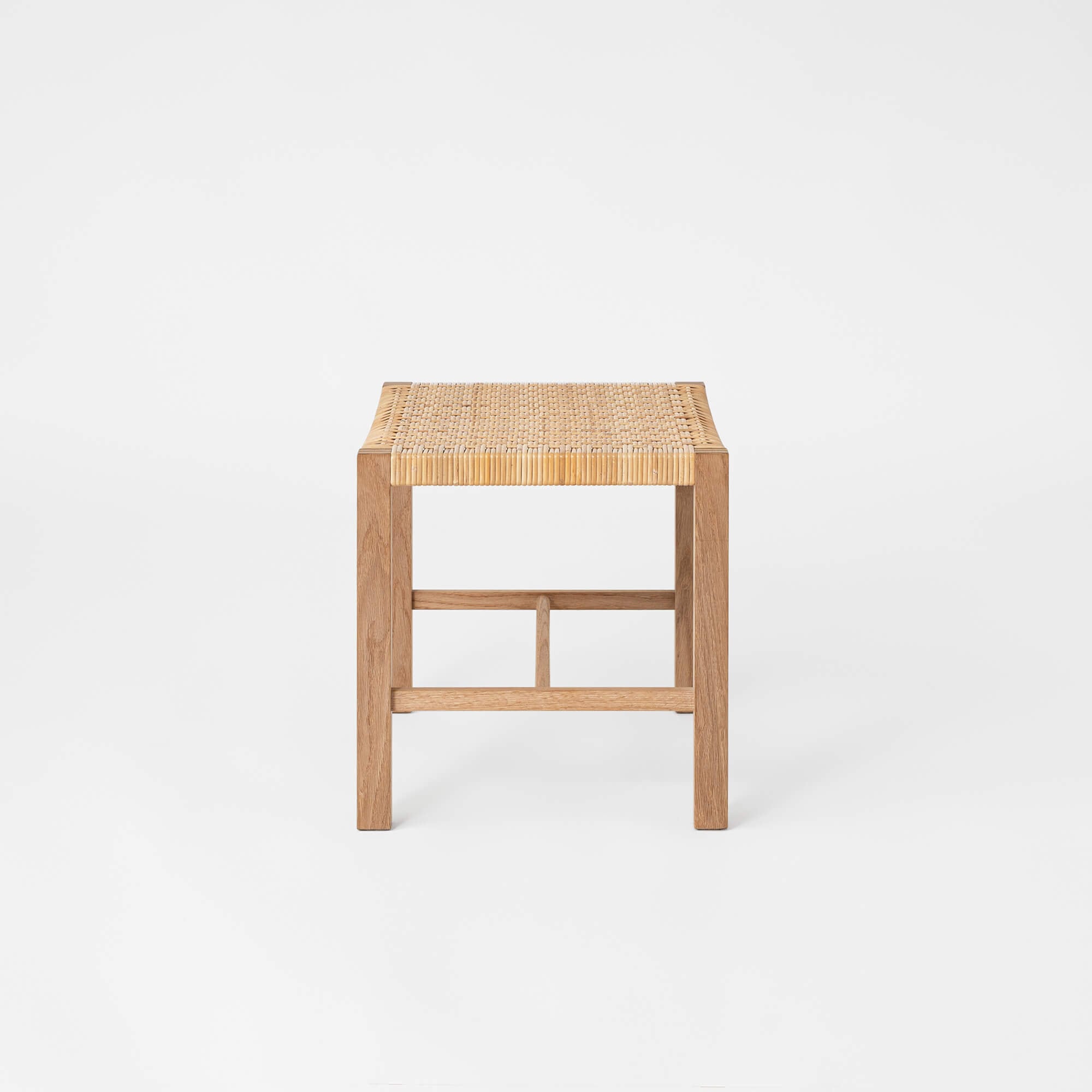 クロシオ フランシスカ スツール ホワイト 手彫り 猫足 アンティーク調 クロシオ フランシスカ スツール ホワイト 手彫り 猫足