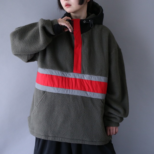 "STARTER×BULLS" over silhouette good coloring anorak parka