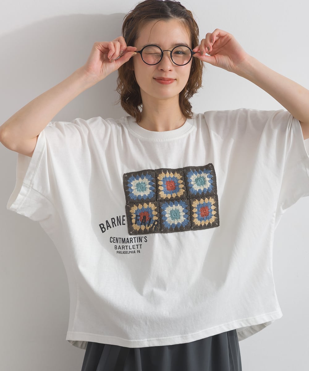 K262022 クロシェモチーフロゴプリントプルオーバー / Crochet Motif