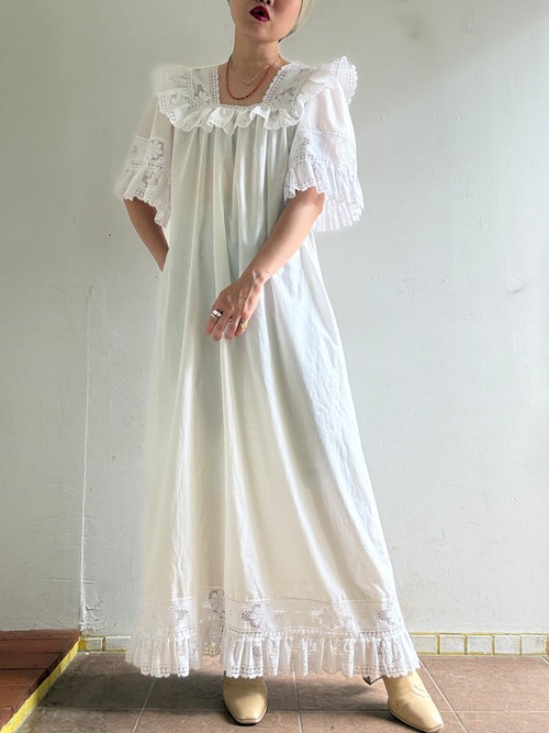 60-70s Vintage Lace Design Dress