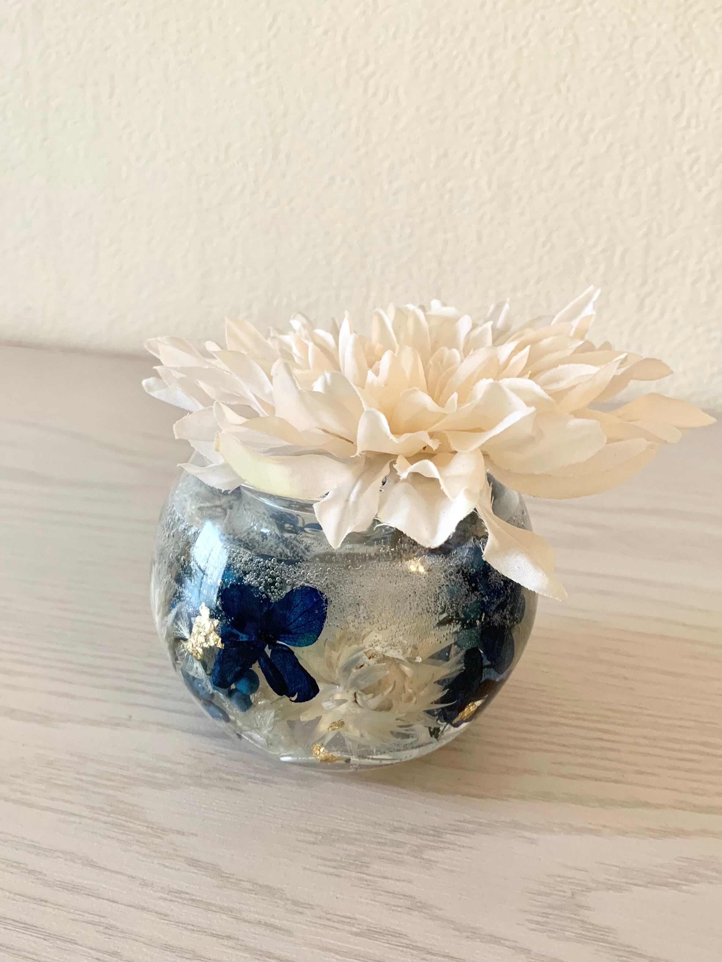 キャンドルホルダーアレンジ　幅50cm / 花 造花 フラワー フラワーアレンジメント きれい ジェルキャンドルホルダー～花と光の物語～ | Pay ID