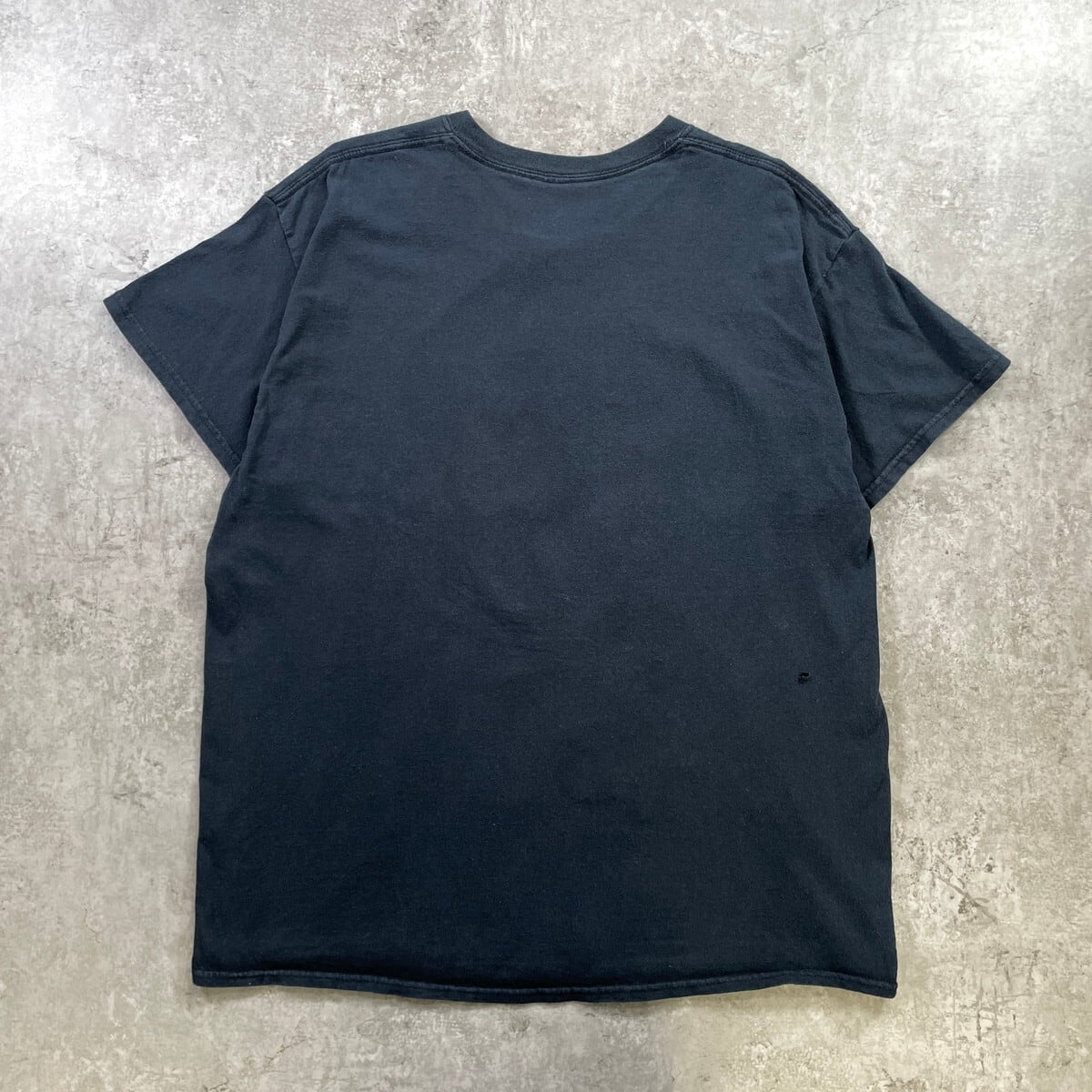 メンズ 黒色 Tシャツ 友人からのいただき物 中古 メンズ 黒色 Tシャツ 友人からのいただき物 【公式通販】