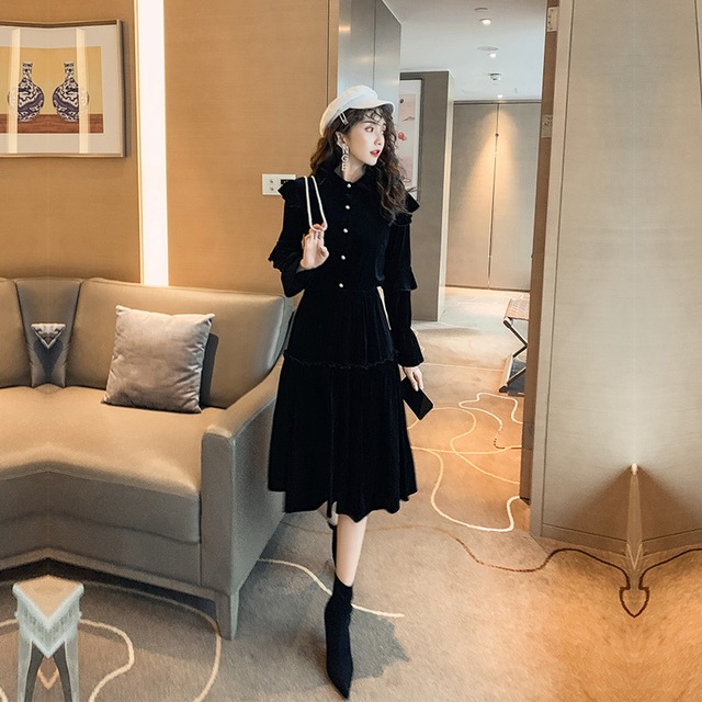 ワンピース レディース 送料無料 ロング丈 ミモレ丈 Tシャツワンピース ティアード ベロア ベルベット フリル レース 襟つき カシュクール Aライン ワイド 切り替えデザイン  黒 無地 ゆったり 楽ちん リラックス 体型カバー 太ももカバー ブラック シンプル ラフ カジュアル シック 大人女子 大人 きれいめ こなれ感 おしゃれ お洒落 ルーズ 春 春服 夏 夏服 秋 秋服 普段使い 重ね着 着回し おでかけ 休日 デイリー 10代 20代 30代 40代 50代 コーディネート 涼し 通気性