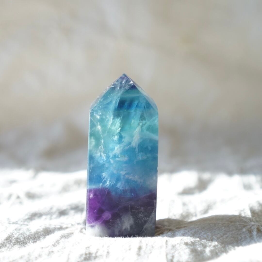 【B】スノーフレークフローライトのミニタワー