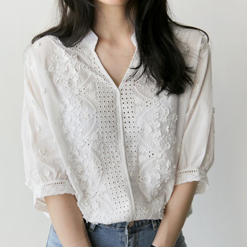 花柄 パンチングレース ノーカラー ブラウス