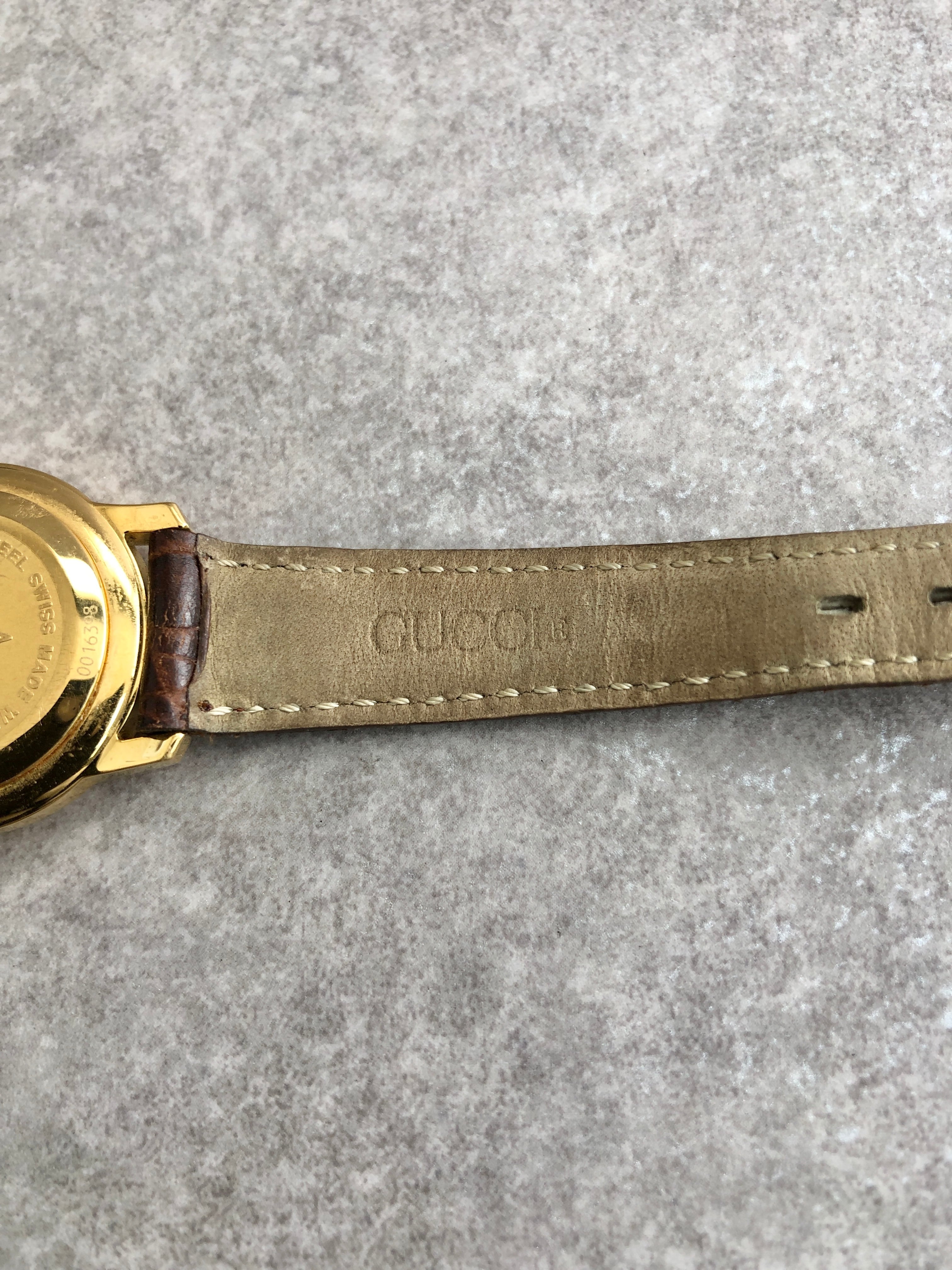 GUCCI グッチ 腕時計 ゴールド×ブラウン ローマ文字 ステンレス