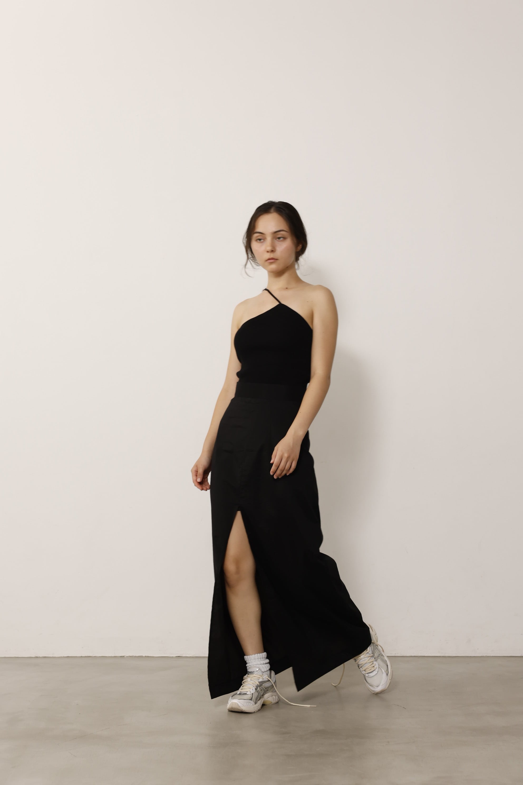 ディープスリットシアースカート Deep slit skirt