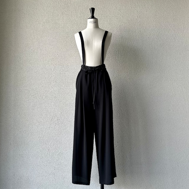 VEVIRED Suspender wide pants 234-032