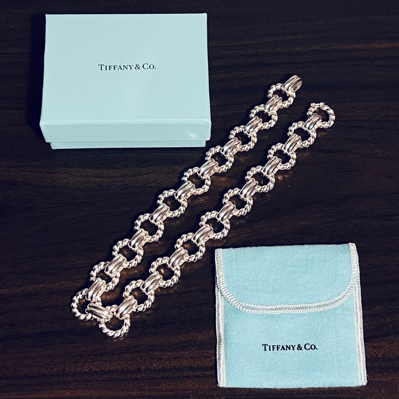 VINTAGE TIFFANY & CO. Twist Circle Link Necklace / W VINTAGE TIFFANY & CO. Twist Circle Link Necklace / W
