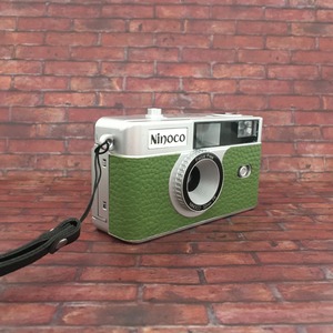 Compact 35mm フィルムカメラ <ベジーグリーン>