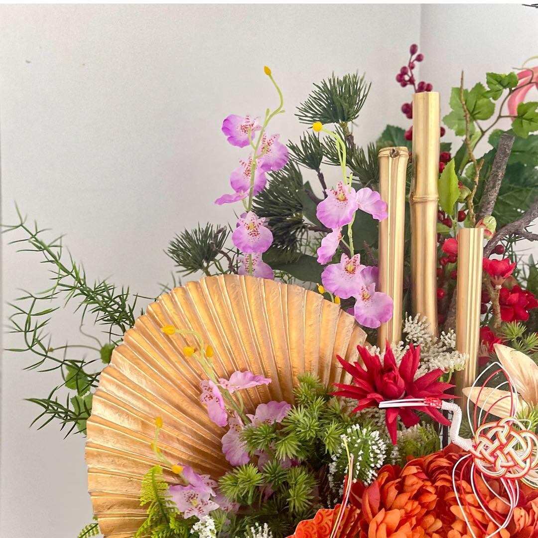 特大サイズ 正月アレンジメント】 扇と松が描く迎春の華｜和モダン