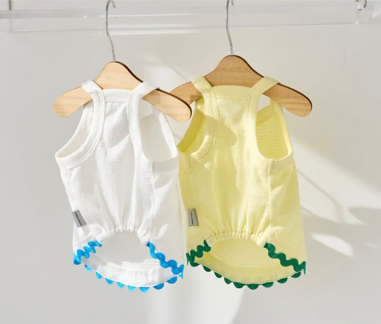 即納【BENNYS】 FREESIA CROP TOP (YELLOW)